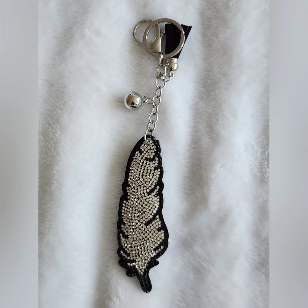 Elegant Black and Silver Feather Rhinestone Keychain Bag Charm
